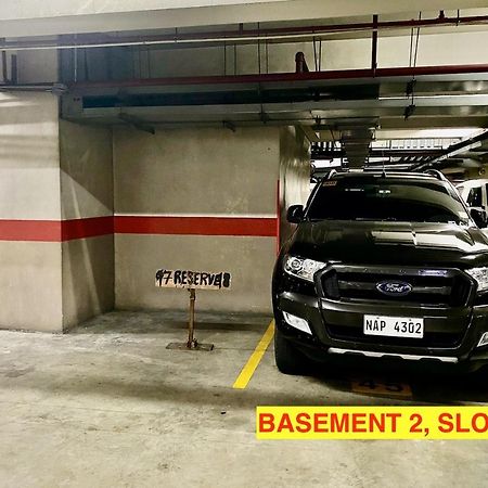 Ortigas 2 Bedroom Corner Unit With 2 Queen Across Shangrila Manille Extérieur photo