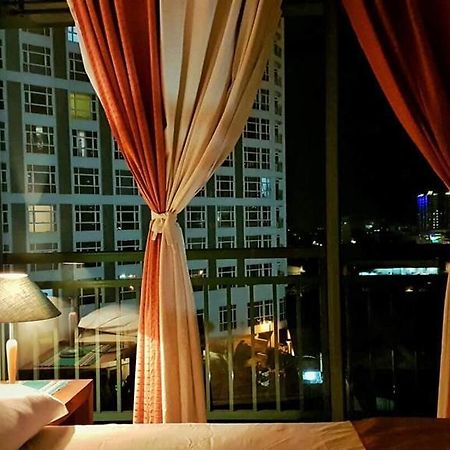 Ortigas 2 Bedroom Corner Unit With 2 Queen Across Shangrila Manille Extérieur photo